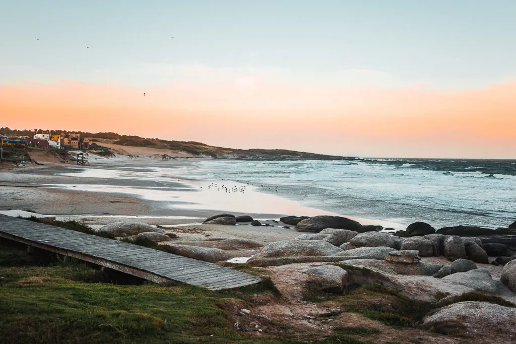 Beach in Punta del Diablo uruguay where to stay | South America travel guides