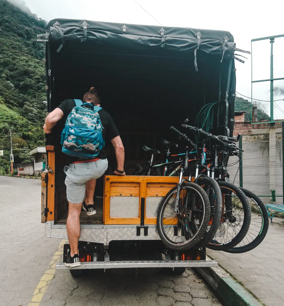 things to do in baños ecuador - pailon del diablo ruta cascadas bike