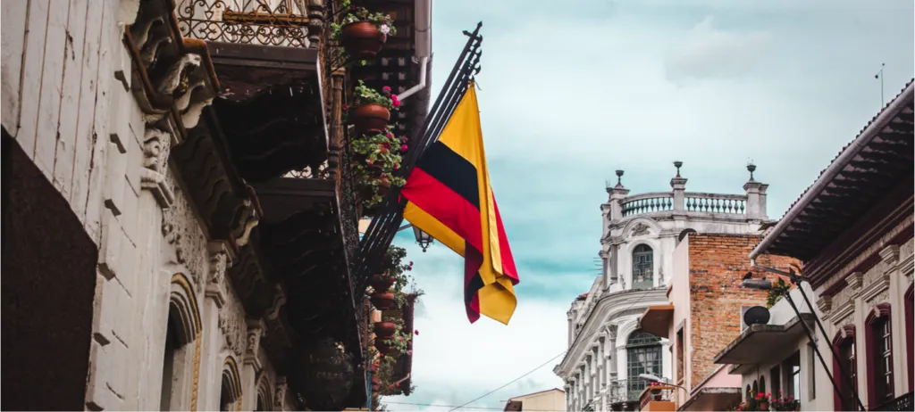ecuador flag cuenca colonial architecture before you go to ecuador latin south america currency bus transport infrastructure tourism