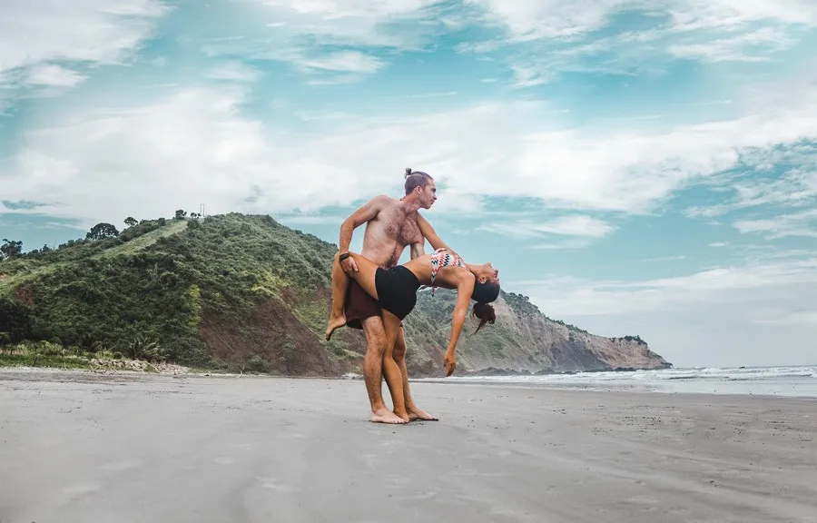 couple on beach in ayampe from montañita ecuador