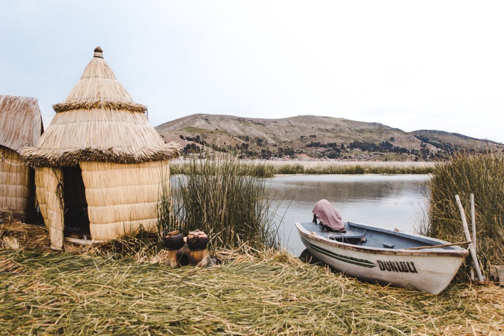 los uros floating islands peru