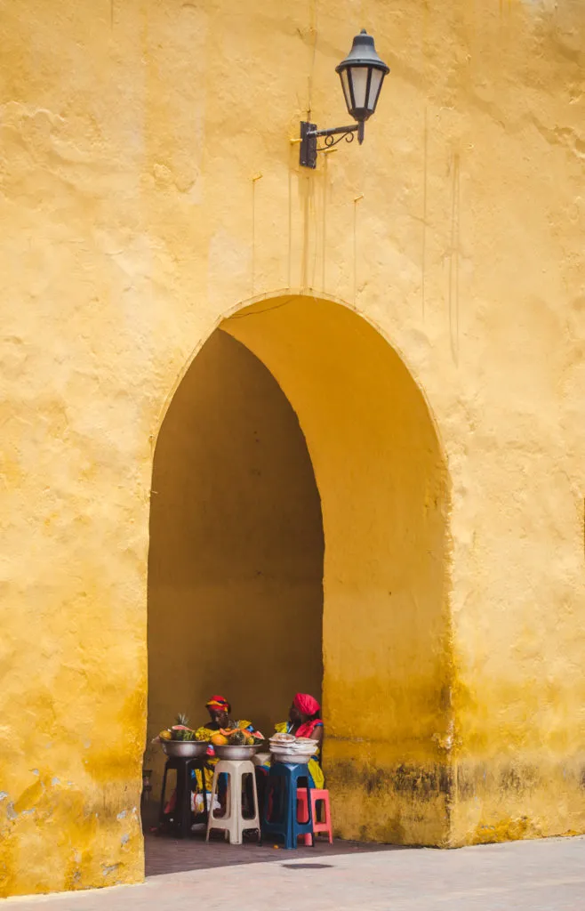 cartagena colombia pirates buildings history lovers historical cities south america latin america beautiful colonial fruit ladies dresses traditional caribbean