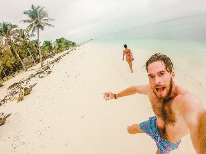 san blas island kuna excited spanish mistakes estar ser paradise beach couple travel