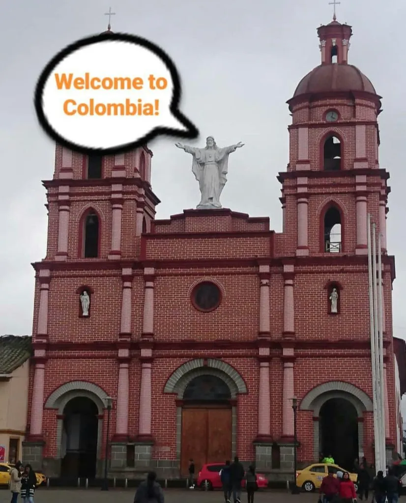 ipiales colombia welcome south border ecuador crossing overland Colombia travel tips