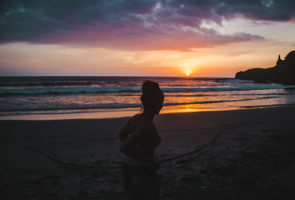 2 weeks in Ecuador itinerary: montanita ayampe beach 