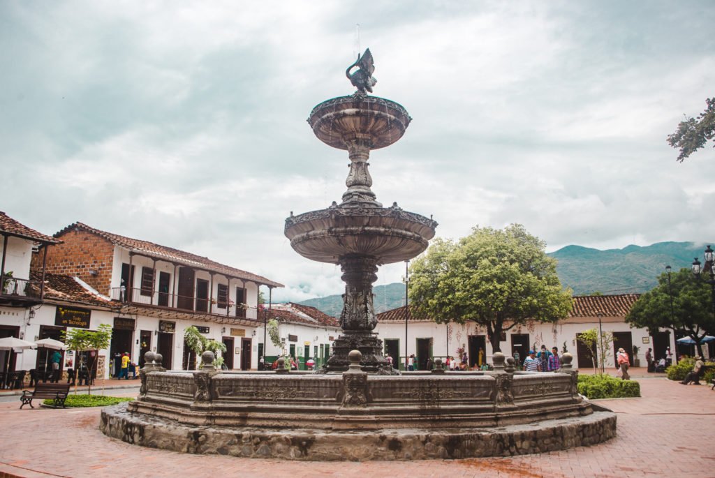 A Guide to Santa Fe de Antioquia Colombia | suspension bridge colgante | Small town Colombia | Medellín day trip | South America travel guides by travel couple Cuppa to Copa Travels