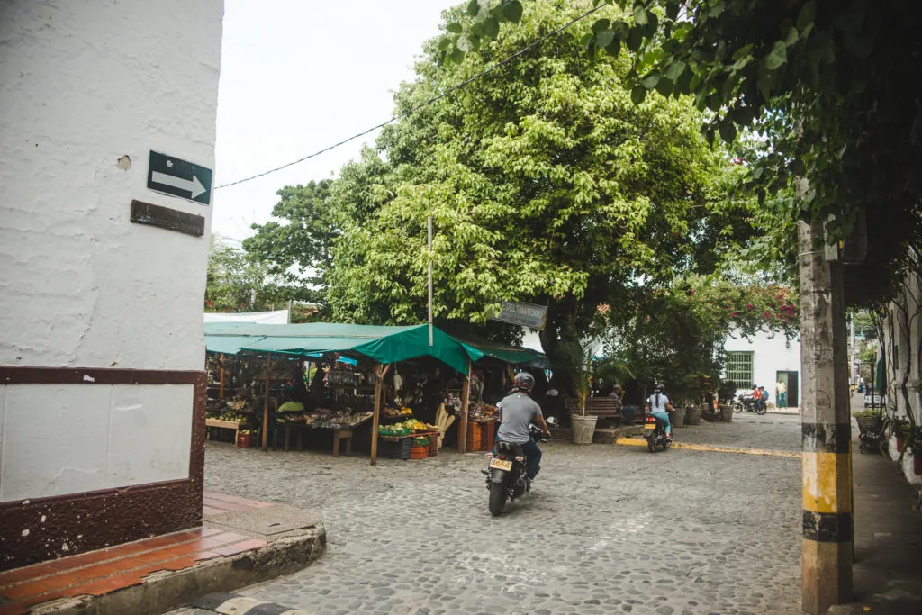 A Guide to Santa Fe de Antioquia Colombia | suspension bridge colgante | Small town Colombia | Medellín day trip | South America travel guides by travel couple Cuppa to Copa Travels