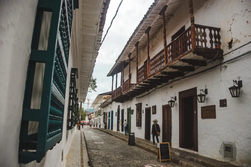 A Guide to Santa Fe de Antioquia Colombia | suspension bridge colgante | Small town Colombia | Medellín day trip | South America travel guides by travel couple Cuppa to Copa Travels