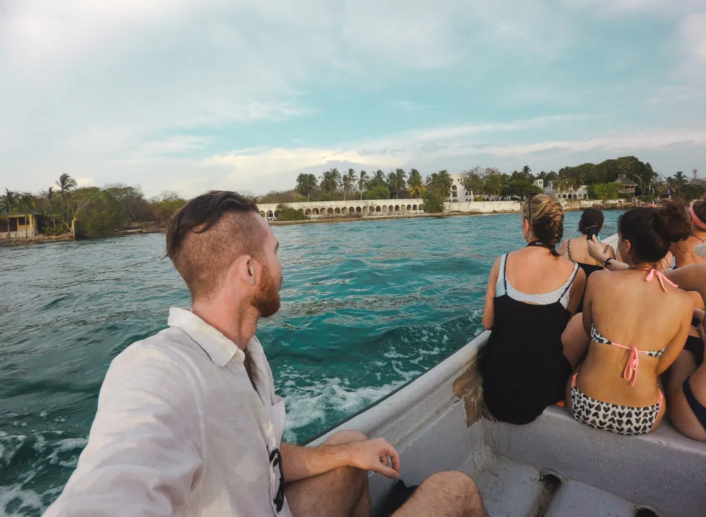 Pablo Escobar's house on Isla Grande | Los Rosarios Islands | Boat ride Cartagena Day Trips | Colombia travel guides by Cuppa to Copa Travels