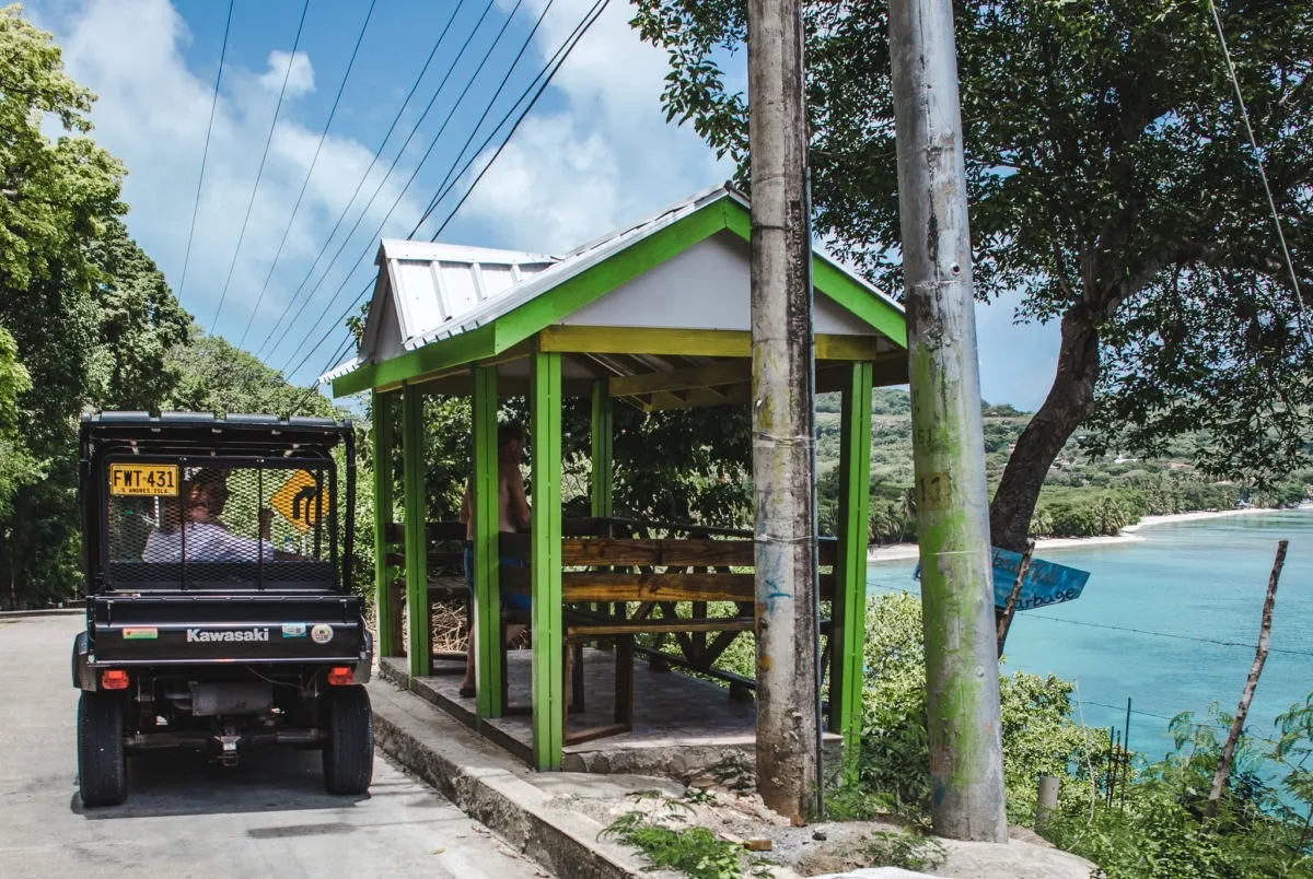 golf buggy rental isla de providencia Colombia 