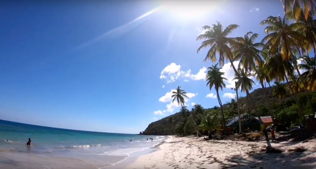 Roland's reggae bar Manzanillo Beach Isla de Providencia | Colombia travel guides by Cuppa to Copa Travels