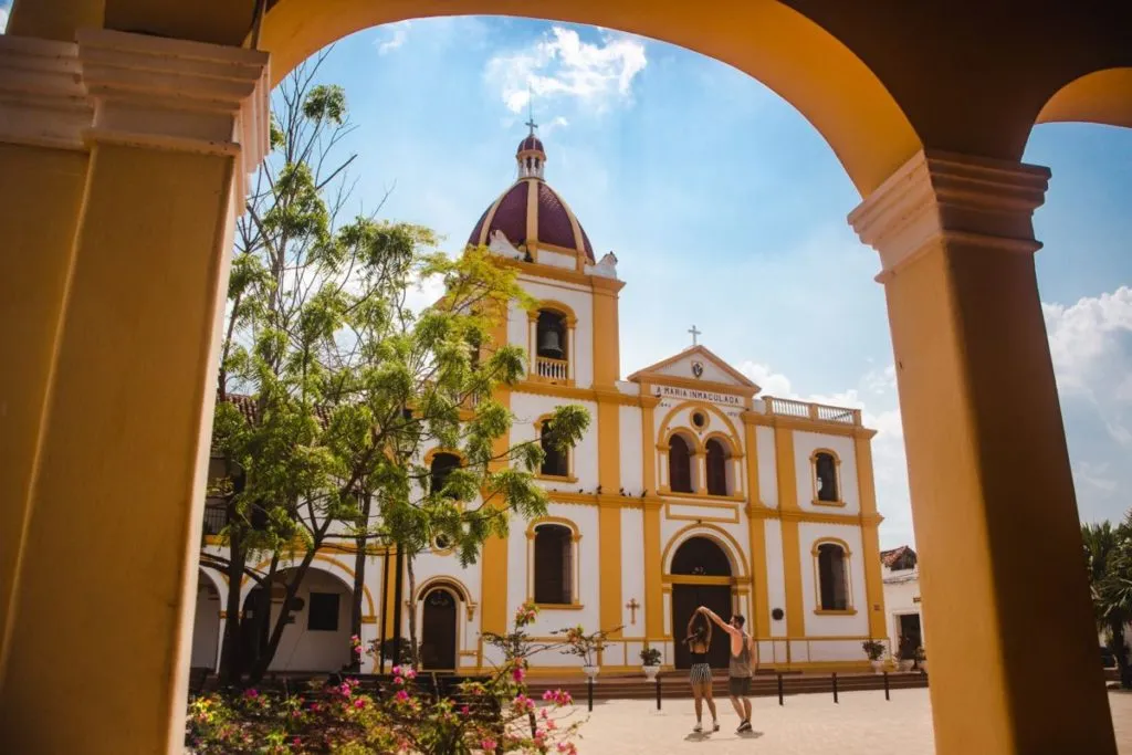 How to get to Mompóx Colombia Magdalena travel guide | South America travel off the beaten path Colombia