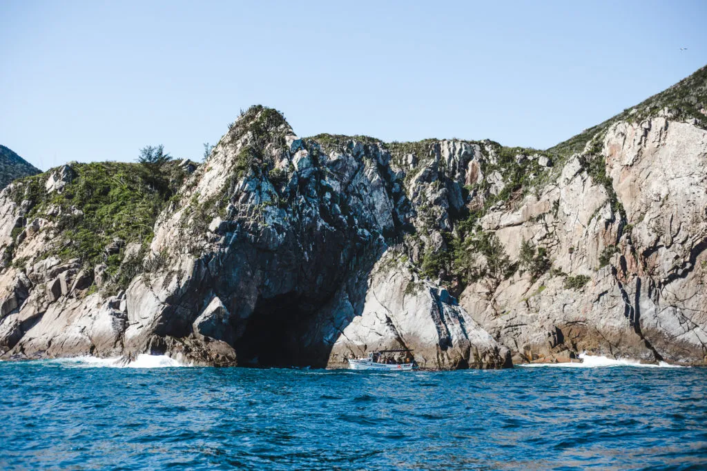 Rocks boat trip passeio Arraial do Cabo beaches Brazil | South America Guides
