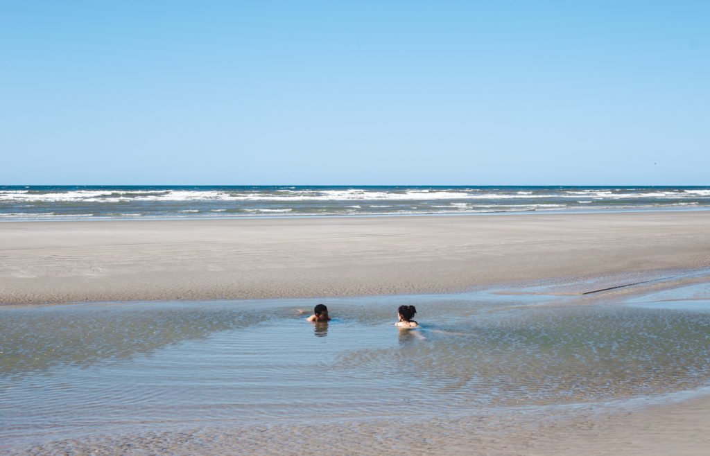 Atins tour Barreirinhas Lençóis Maranhenses kitesurfing beach ocean pools
