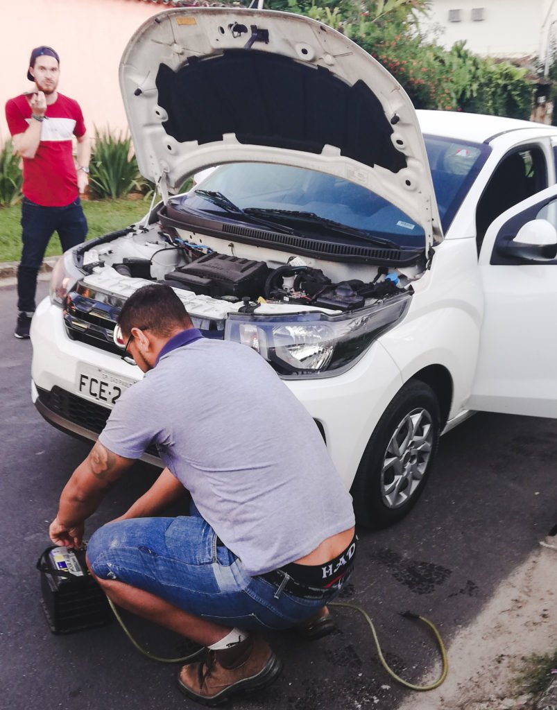 car breakdown dead battery hire rental car paraty brazil avis