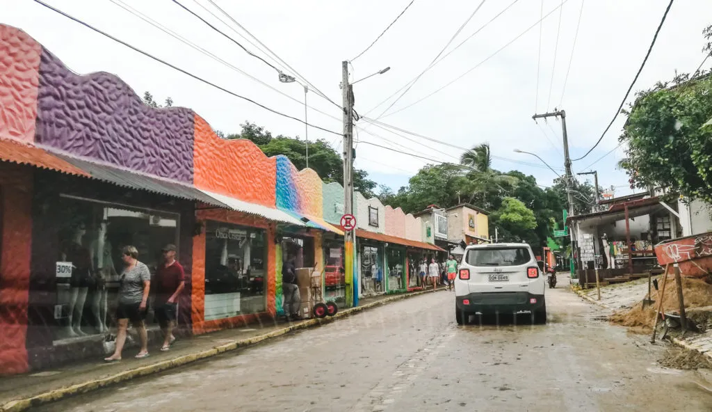 driving in brazil parking in Pipa brasil