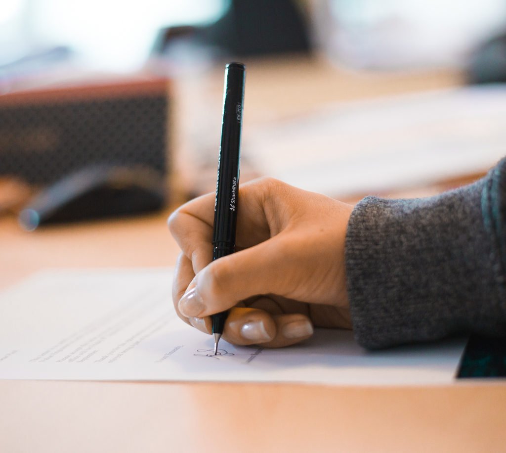 Life admin before you travel full-time | how to travel the world as a digital nomad prep