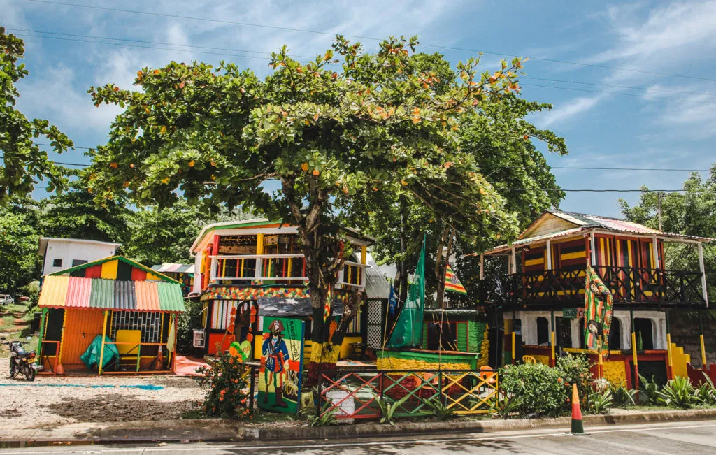 Great bar Caribbean san andres colombia guide | renting a buggy on san andres