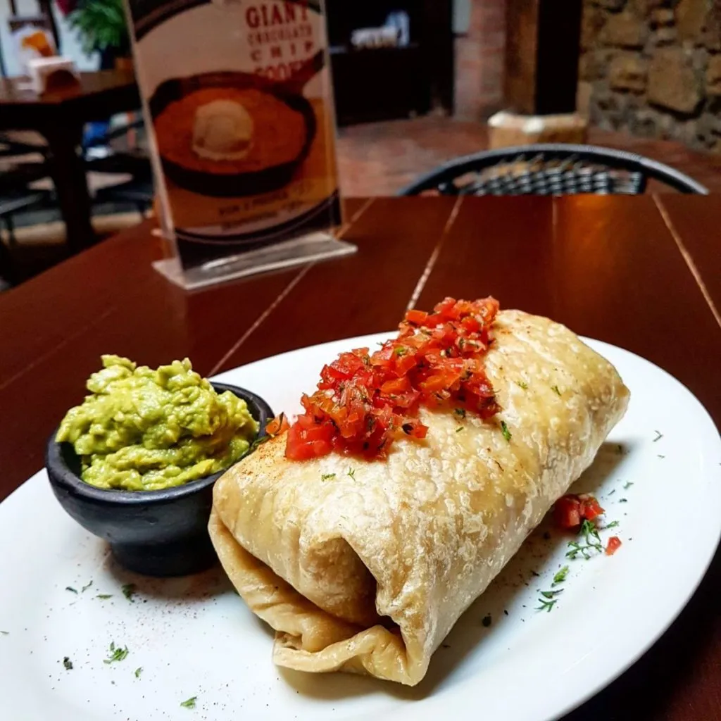 Gringo MIkes burrito where to eat san gil santander 