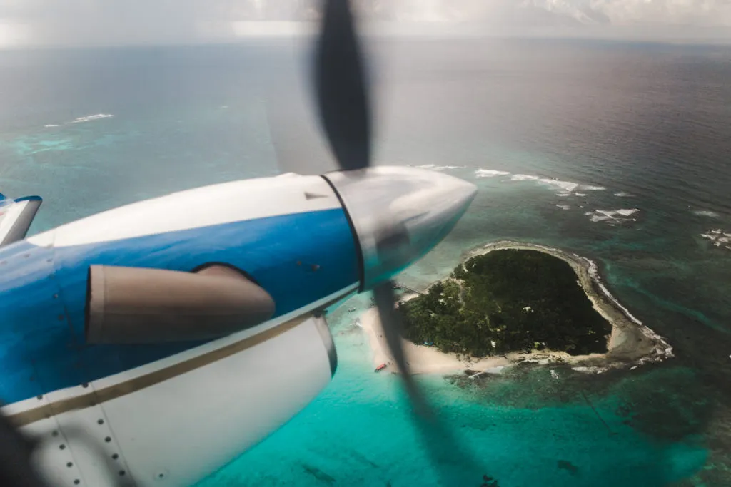 Aerial view of johnny cay sucre on propeller plane to isla de providencia | Things to do on san andres island | johnny cay colombia