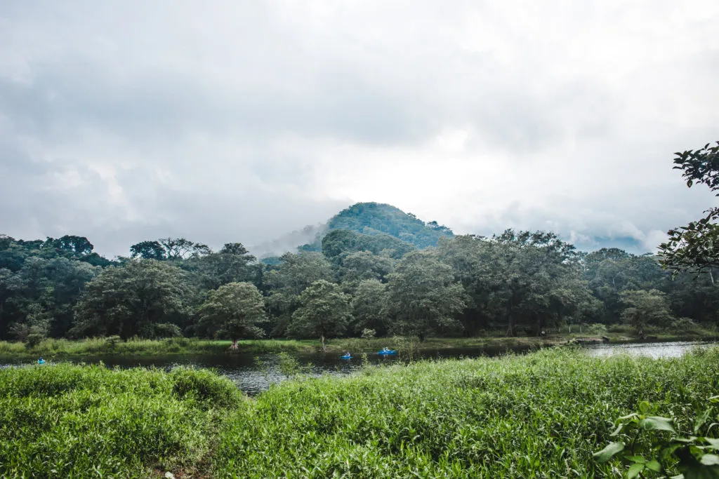 Hire kayak lake yojoa things to do honduras lago de yojoa Pulhapanzak Waterfall