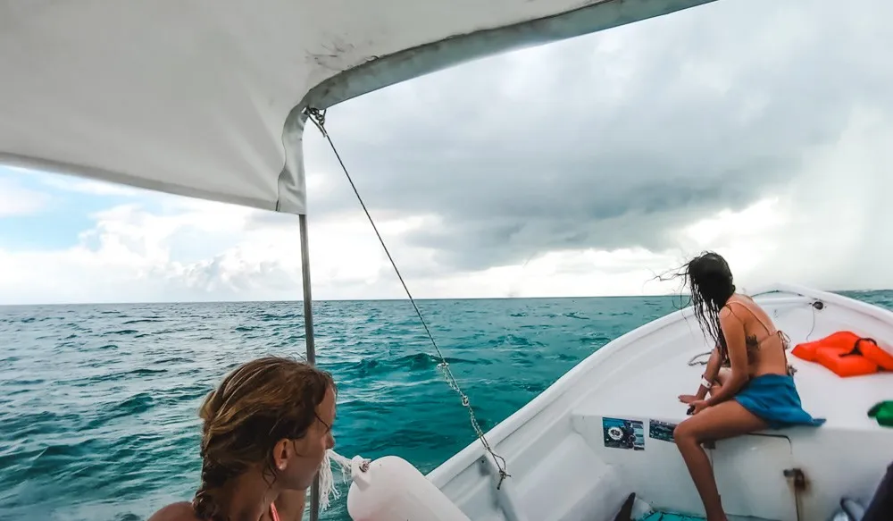 things to do on caye caulker belize boat to goffs caye