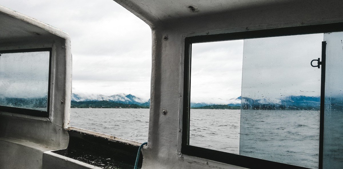 How to get from Belize to Honduras by boat