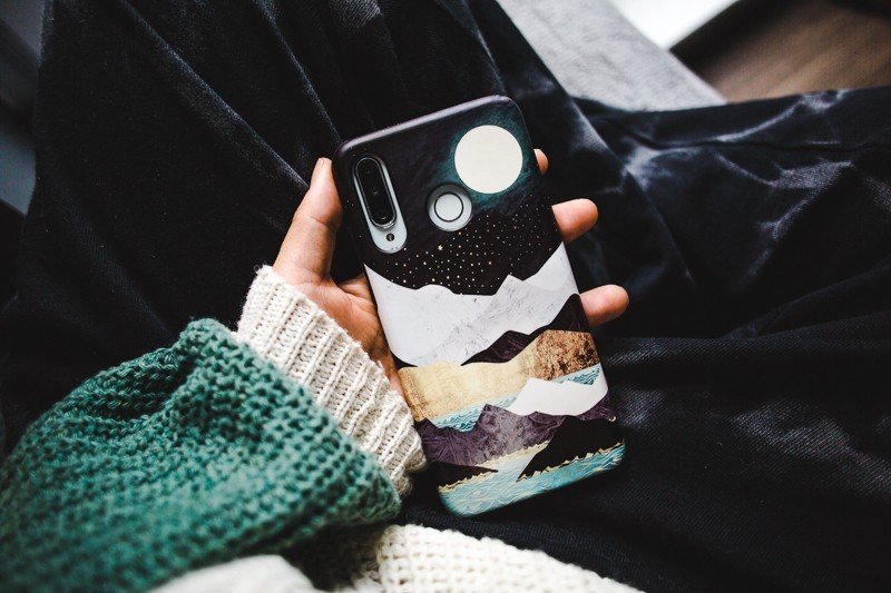 best gifts for backpackers 2020 phone cover travel