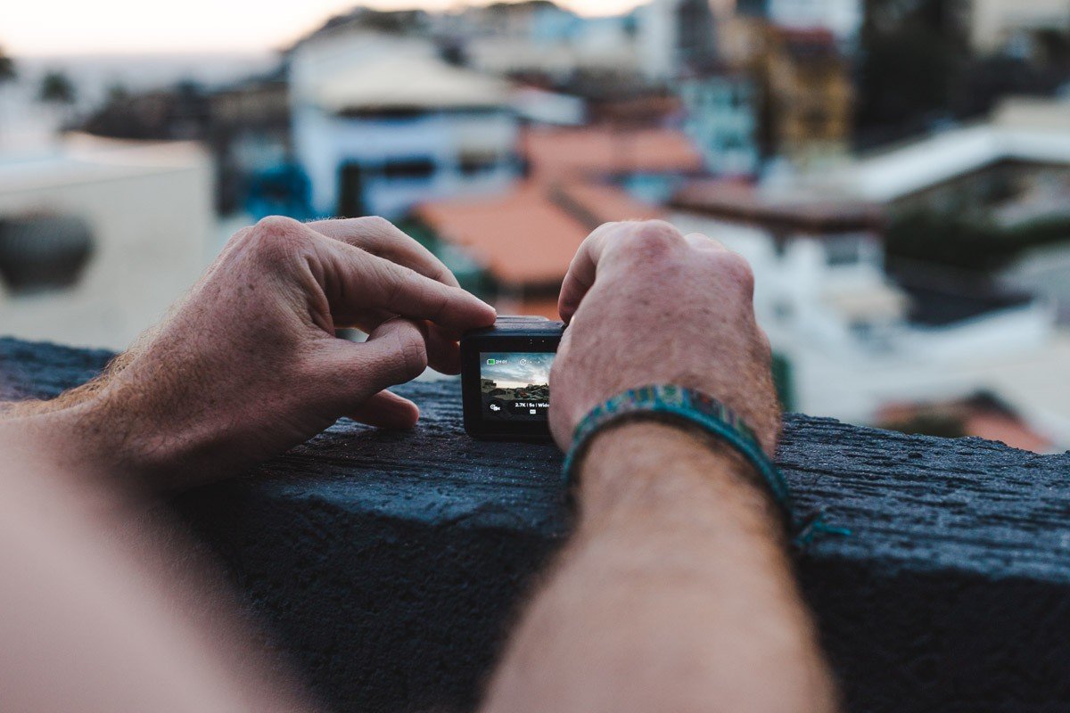 A simple guide to the 4 best cameras for travel blogging in 2021