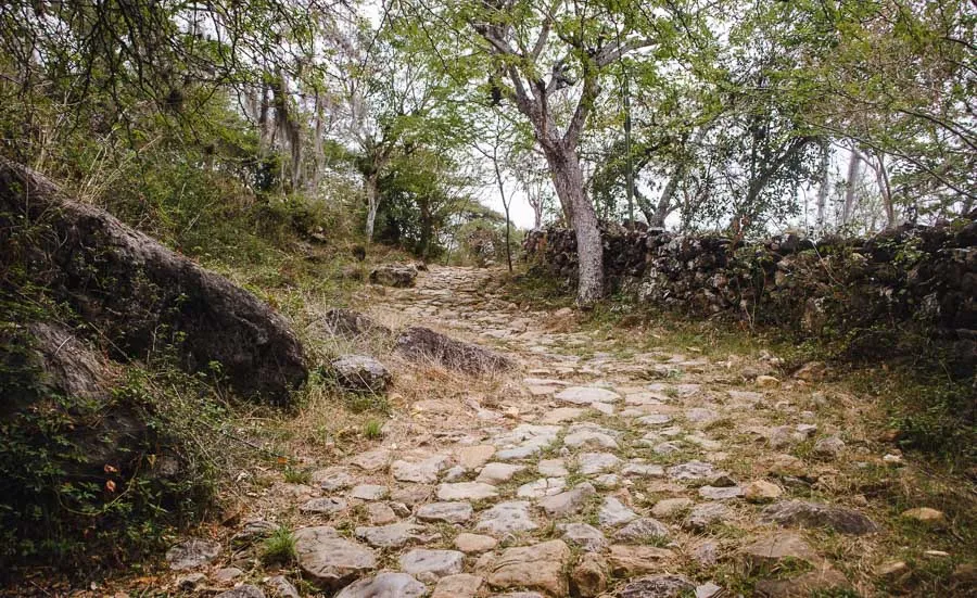 barichara to guane on the camino real, colombia hiking trails