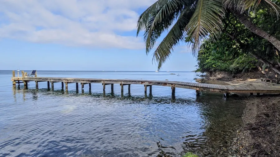best central american beaches honduras roatan