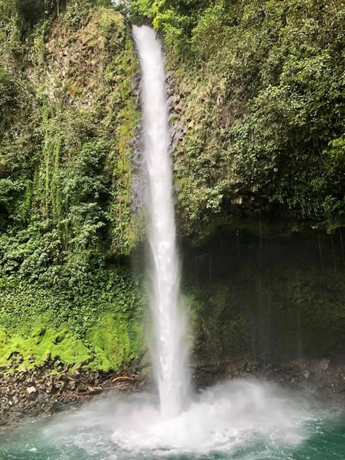 la fortuna waterfall - famous landmarks in costa rica