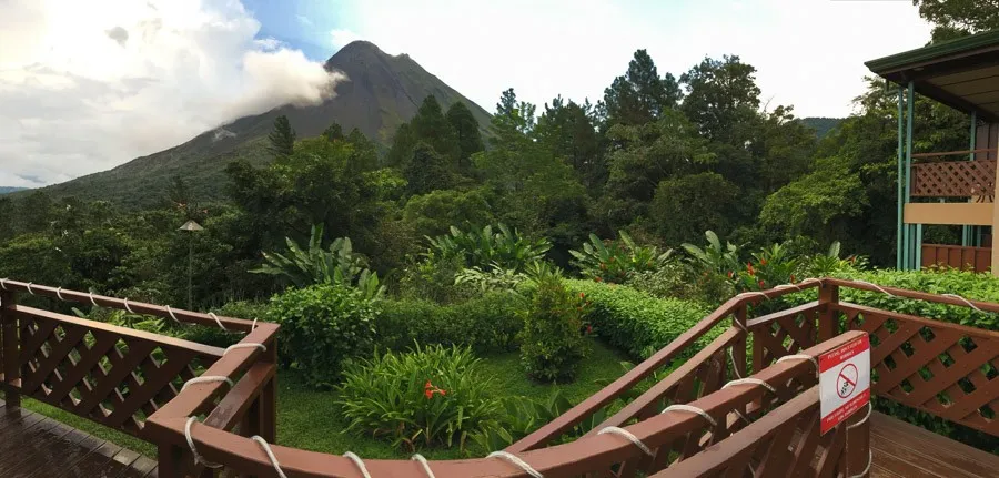 arenal volcano - famous landmarks in costa rica