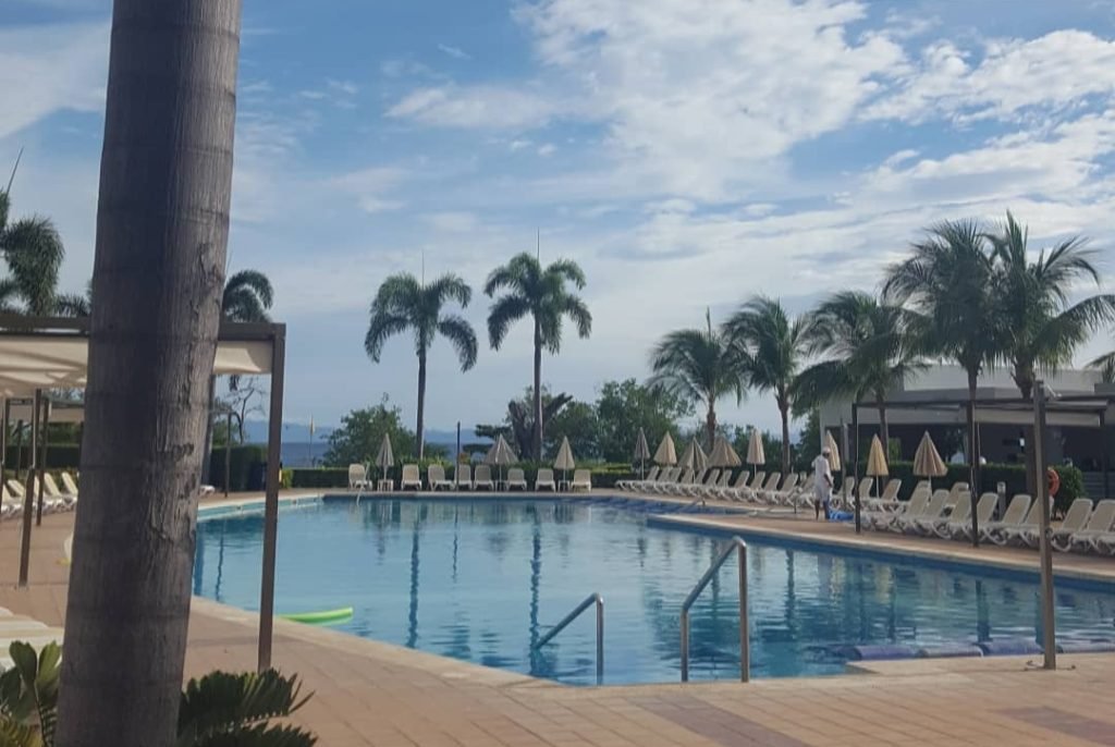 11 things to know about costa rica tipping