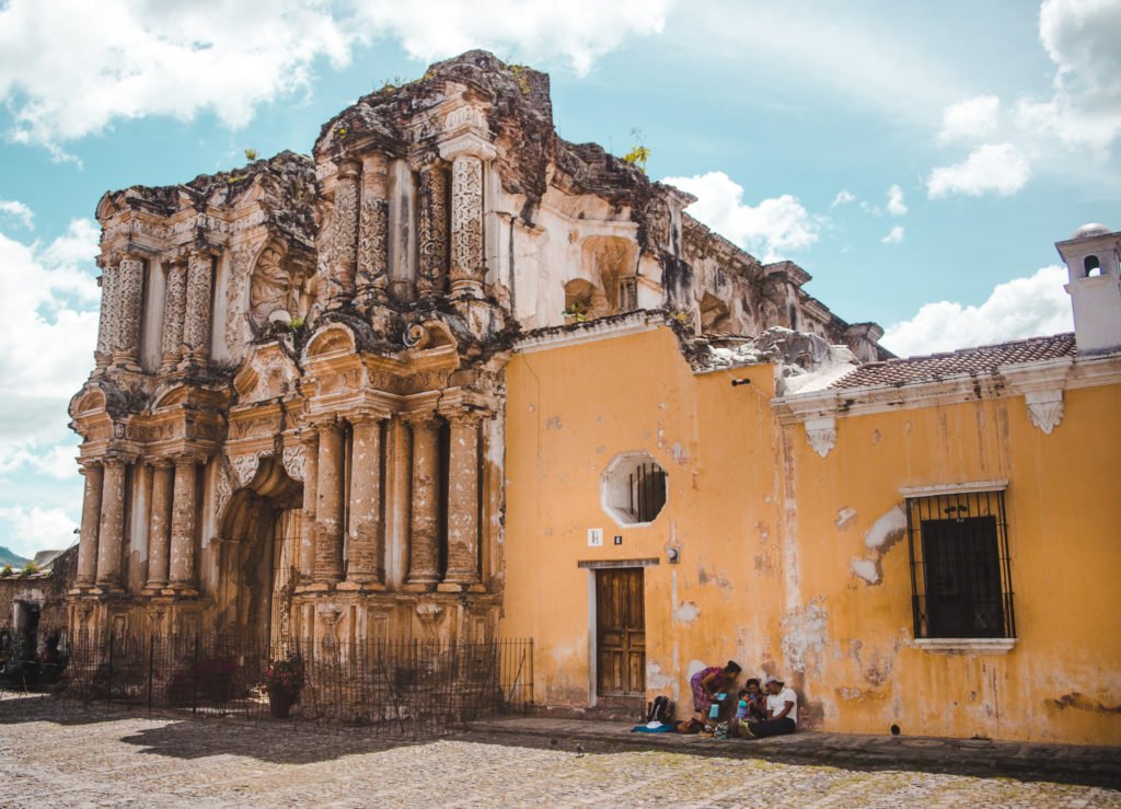 things to do in antigua guatemala ruins