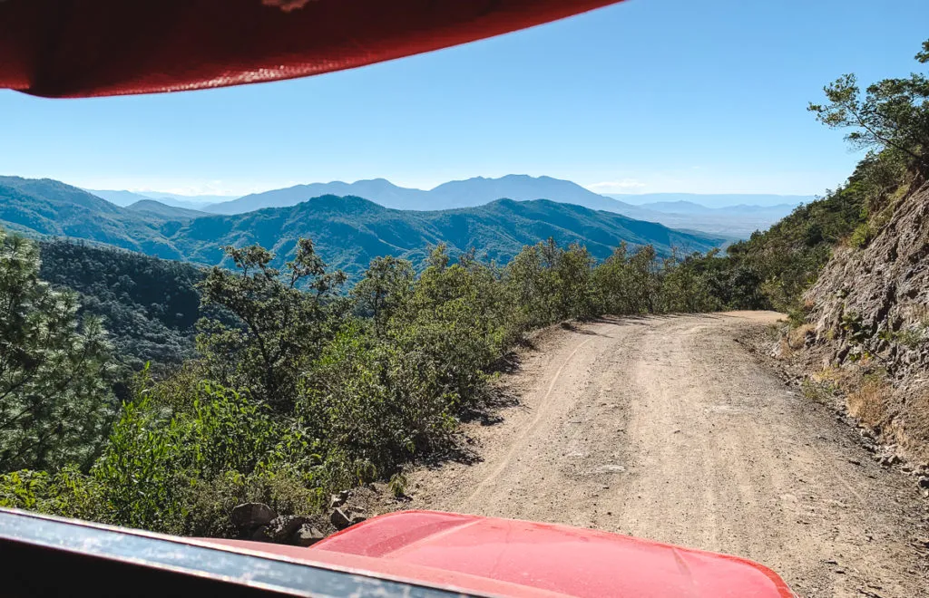 4x4 pick-up truck - how to get to Hierve el Agua from Oaxaca Mexico (with or without a tour)
