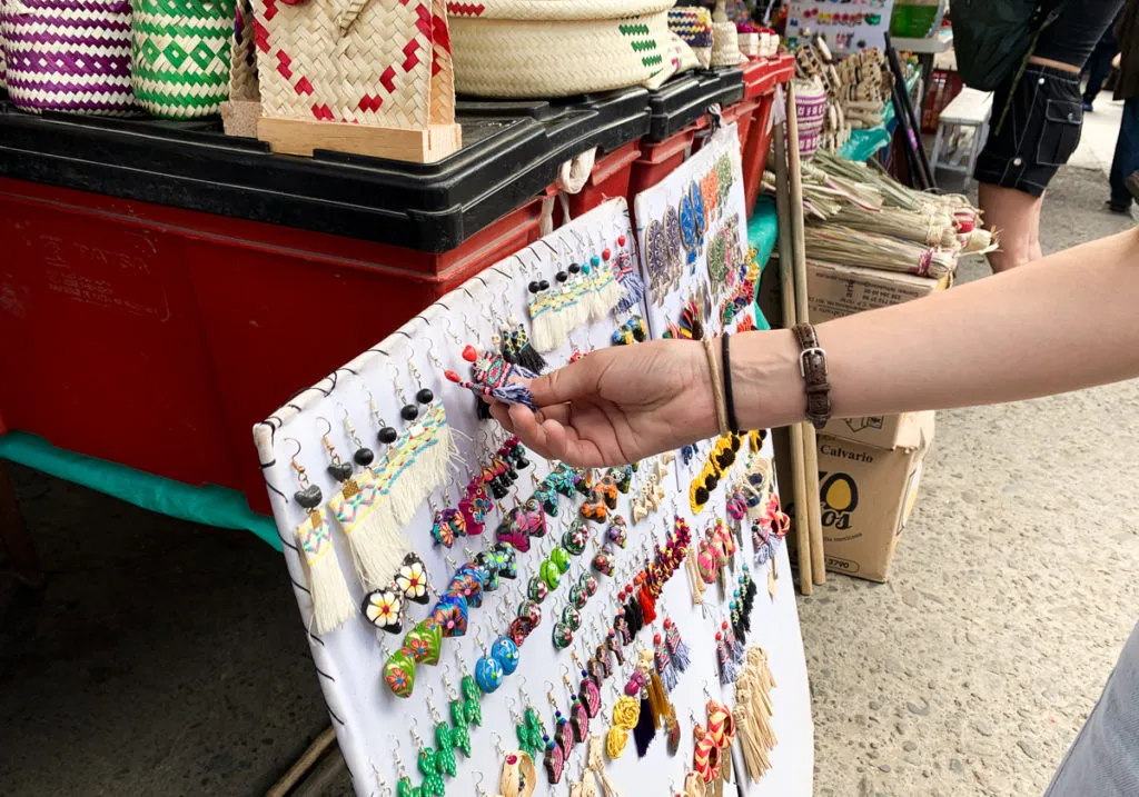tlacolula market - oaxaca sunday market souvenirs - what to buy at mercado tlacolula