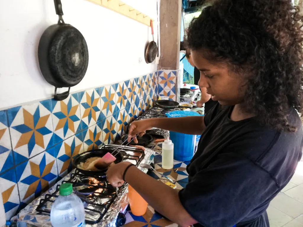 How to meet travellers & make friends as a solo backpacker