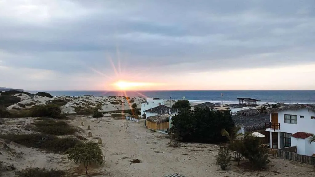 best Beaches-in-peru-vichayito-at sunset